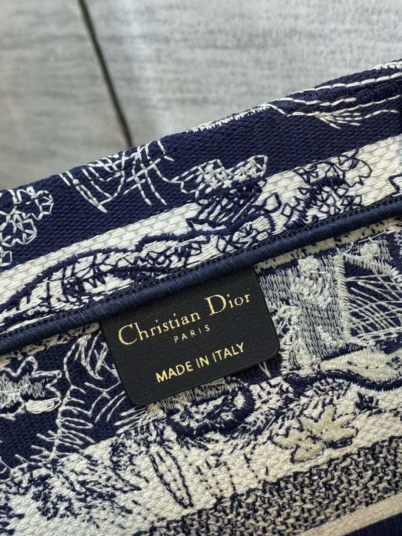 Christian Dior Shopping Bags